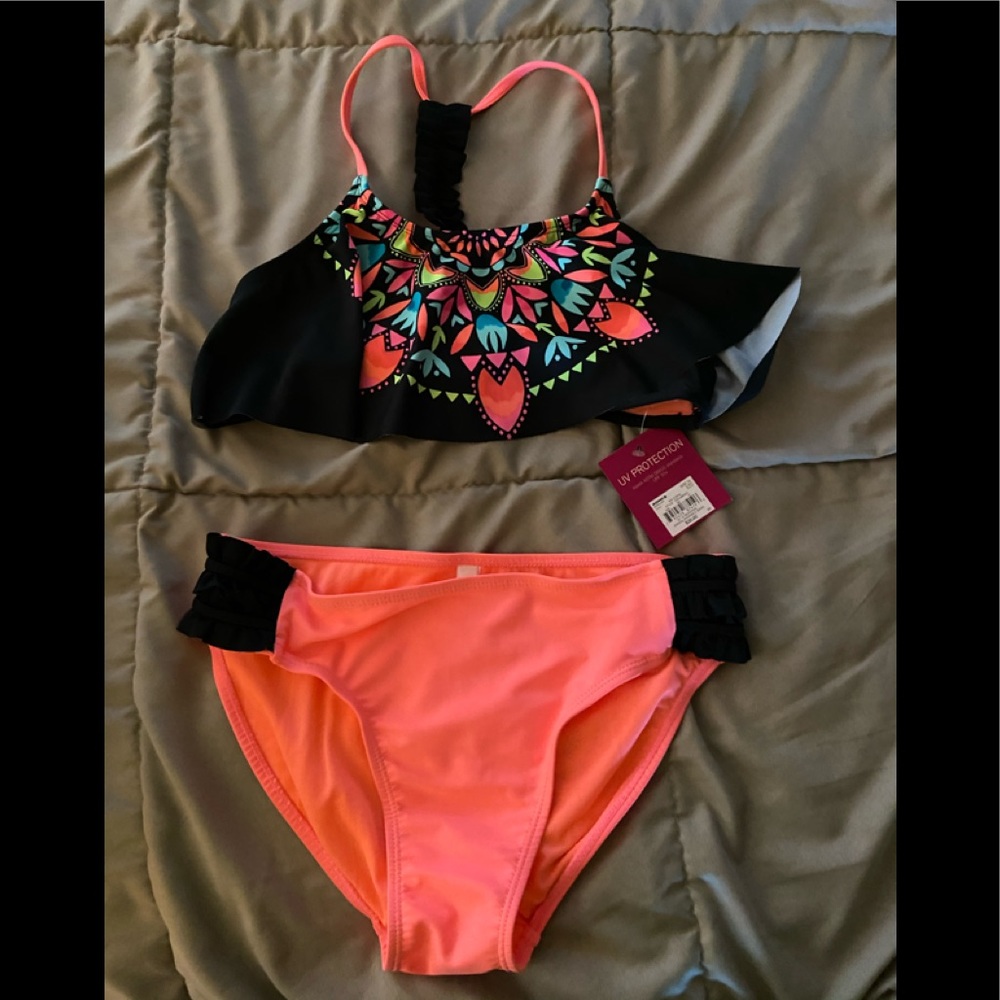 Girls swimwear